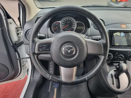 Mazda 2 1.5 At