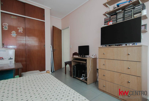 Imagen 24 de 30 de Departamento Tipo Casa En Dúplex De 4 Ambientes Con Cochera En Palermo! Impecable!