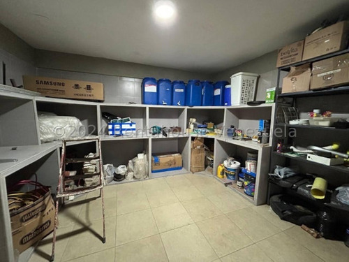 Milagros Inmuebles Edificio Venta Barquisimeto Lara Zona Centro Economica Residencial Economico Comercial Código Inmobiliaria Rent-a-house 24-21257
