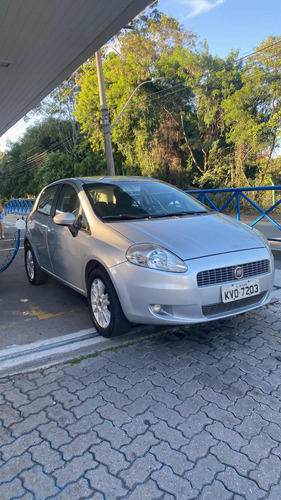 Fiat Punto 1.6 16v Essence Flex 5p