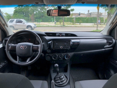 Toyota Hilux 2.4 Dx Diesel 2017 (( Gl Motors )) Financiamos!