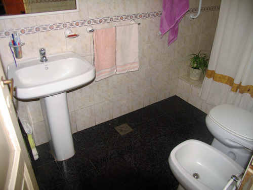 Vivienda Adaptada Para Dos Familias