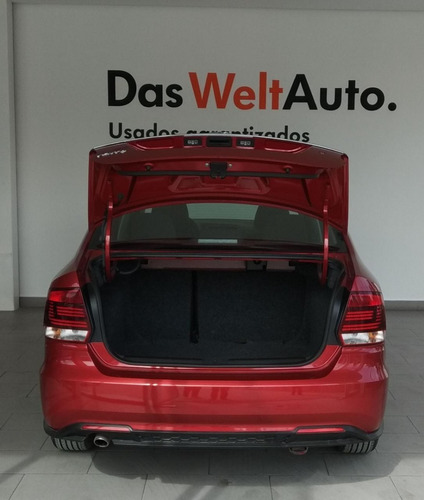 Imagen 5 de 12 de Volkswagen Vento Comfortline Plus 1.6 2020