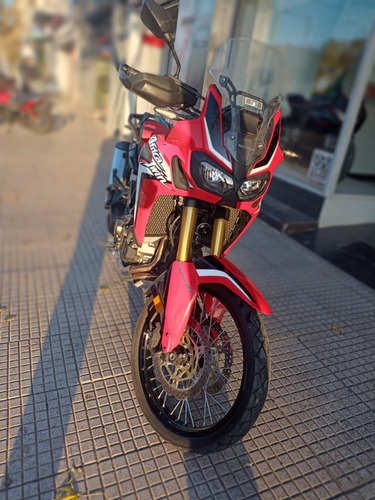 Honda Africa Twin At 1000 2017 Performance Bikes
