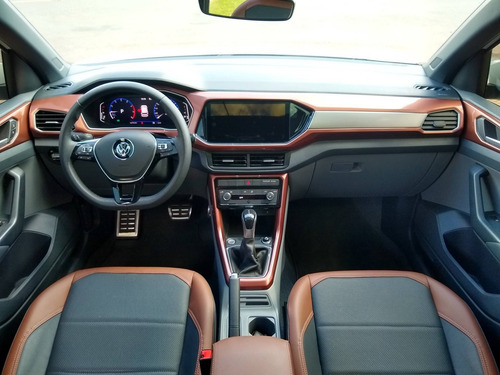 Imagem 6 de 9 de Volkswagen T-cross 1.0 200 Tsi Total Flex Comfortline