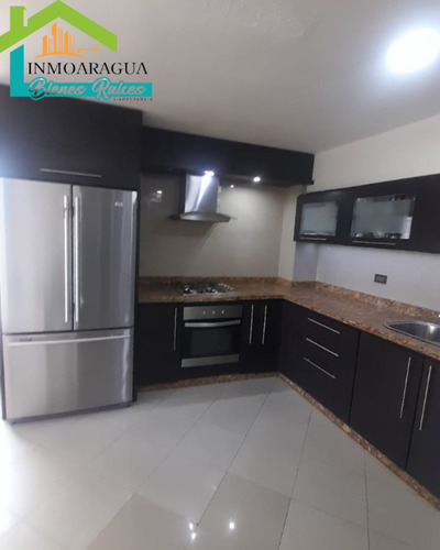 Venta De Apartamento/urb. Andres Bello/ Mh7267