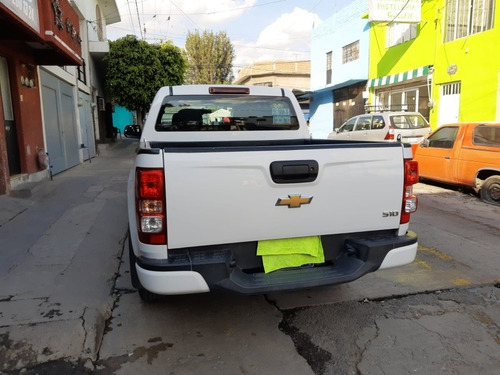 Imagen 3 de 9 de Chevrolet S-10 2.5 Doble Cabina Mt 2017