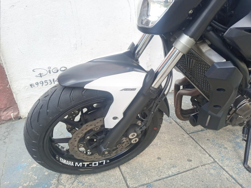 Imagem 10 de 14 de Yamaha Mt 07 2018 Branca