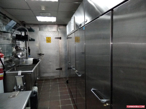 Imagen 5 de 12 de Locales En Venta Maracay 0412-8887550