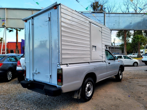 Imagen 8 de 12 de Nissan Np300 2.4 Pick-up Dh Modelo 2013