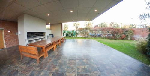 Departamento En Venta Ubicado En Terrazas De Ayres, Pilar, G.b.a. Zona Norte
