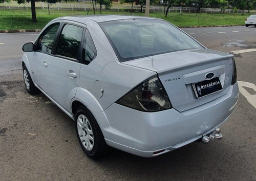 Fiesta Sedan 1.6 Mpi Sedan 8v Flex 4p Manual