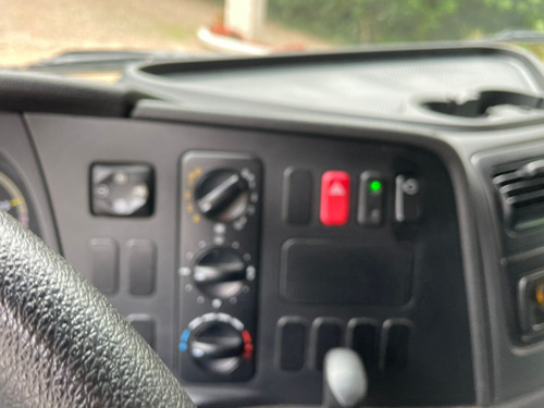 Mb Atego 1719 Ano 2021 4x2 Bau 7m