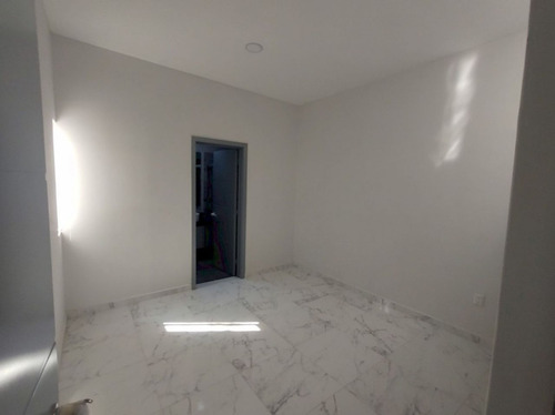 Casa Minimalista En Un Solo Nivel En Venta, En Brisas De Cuernavaca