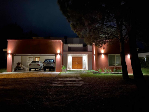 Casa Alquiler La Herradura Polo Country 1000usd Semana