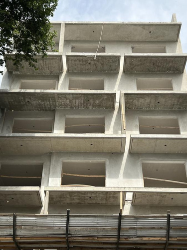 Imagen 2 de 10 de Edificio Moscu