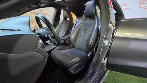 Mercedes-Benz Clase CLA 2.0 250 Cgi Sport At