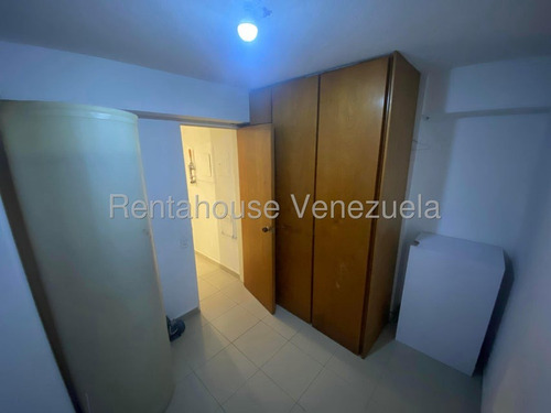 Espectacular Y Comodo Apartamento En Alquiler En Valle Arriba #25-21298 Kp