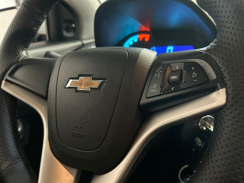 Chevrolet Onix 1.0 MPFI LT 8V FLEX 4P MANUAL