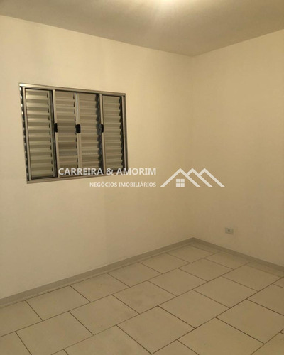 Imagem 6 de 7 de Alugo Casa Com 1 Dormitórios Próximo Ao Metro Campo Limpo! - Ca00309 - 70589312