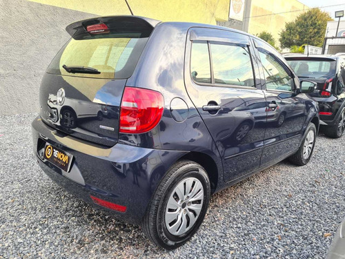 Volkswagen Fox 2014 1.0 12v Bluemotion Total Flex 5p