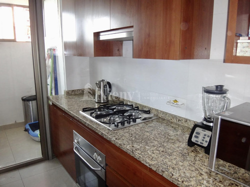Departamento En Arriendo Reina Astrid / Kennedy Lateral, Las