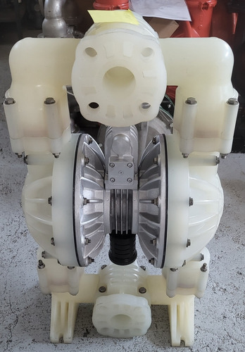 Bomba De Diafragmas Versa Matic 2 Polipropileno Teflon (Usado)