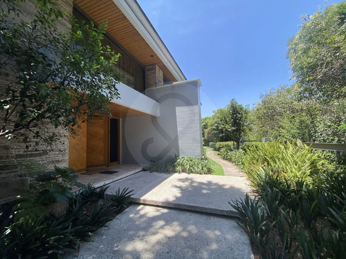 Casa En Venta En Bosque De Las Lomas