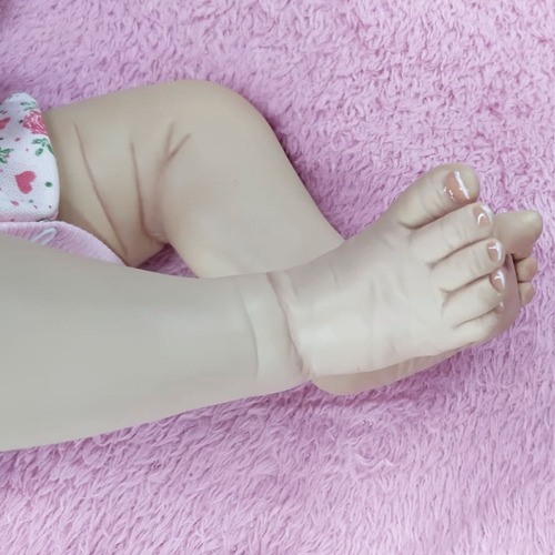 Imagem 5 de 6 de Boneca Bebe Realista Recem Nascida Toda Em Vinil Siliconado