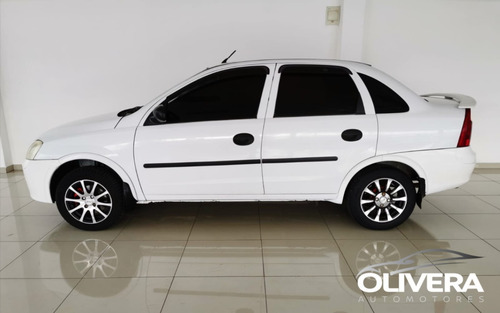 Chevrolet Corsa 1.8 Gl Aa Dh