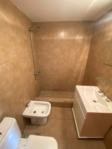 Imagen 6 de 8 de En Venta Monoamb Ideal Vivienda O Inversor En Lanus.o. (053)
