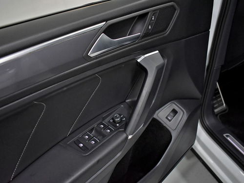 Volkswagen Tiguan Allspac R-Line 350 TSI 2.0 4x4