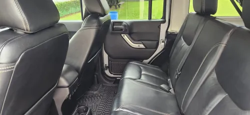 Jeep Wrangler 3.6 Unlimited Sahara 4x4 At
