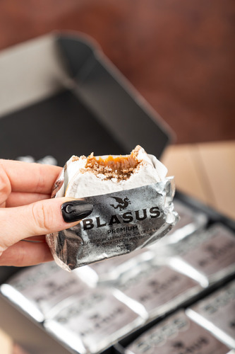 Alfajor Premium Blasus Dulce De Leche C/merengue 6un 450g