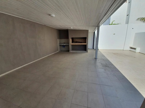 Imagen 8 de 8 de Monoambiente Con Terraza Exclusiva