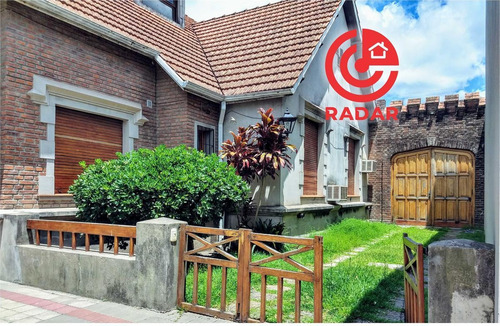Imagen 1 de 27 de Casa En Venta En El Centro De Gualeguaychu