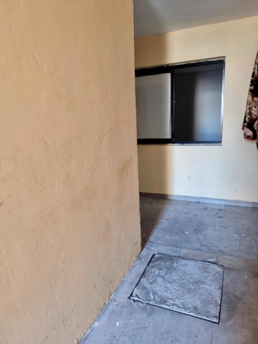 Imagen 2 de 10 de Condominio En Venta 8 Deptos - Pilar Centro