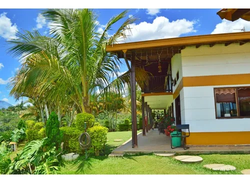 Se Vende O Permuta Finca De Descanso Y Produccion En Barbosa Antioquia
