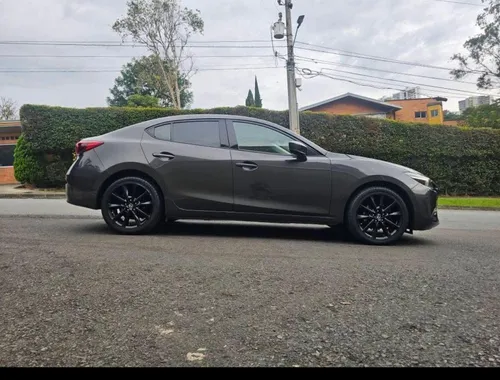 Mazda 3 2.0 Grand Touring At