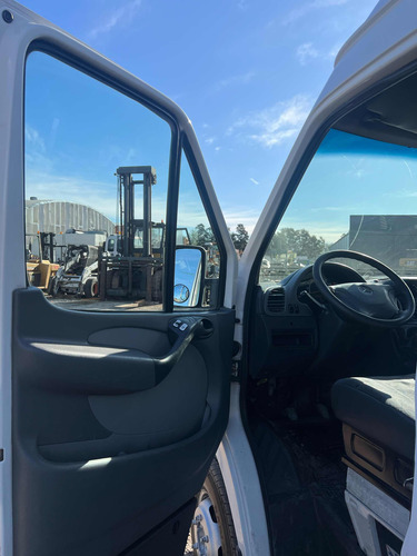 Mercedes-Benz Sprinter 2.1 413 Minibus 19+1