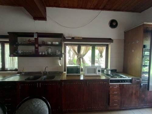 Casa Vendo Villa Giardino 4 Dor 7180 M2 Terreno