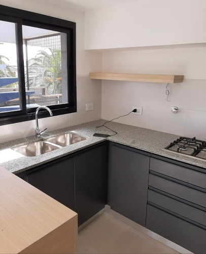 Venta Departamento 2 Ambientes Reciclado Vista Al Mar Con Dependencia