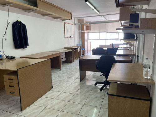 Excelente Oficina En Ciudad Vieja Por Cerrito