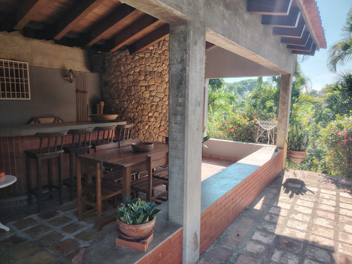 Espectacular Casa En El Manzano, Excelente Vista. Emss