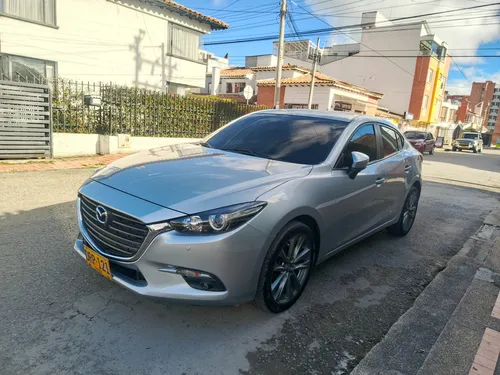 Mazda 3 2.0 Touring At