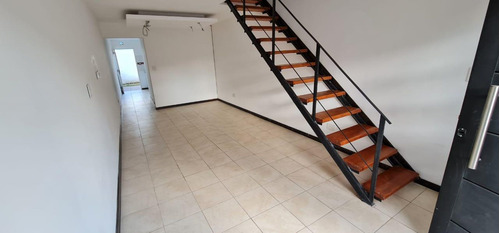 Venta Duplex 3 Amb A Estrenar Hurlingham W. Morris