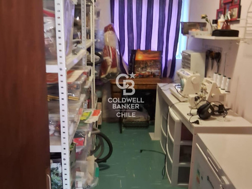 Casa Centro De Quilpué Con Amplios Espacios