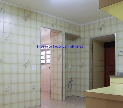 Imagem 16 de 19 de Apartamento 163m², 03 Dormitórios (sendo 01 Suíte), 03 Banheiros E 01 Vaga Na Garagem. Condomínio Com Portaria, Segurança 24hrs, Salão De Festa. - 21012202 - 69023670