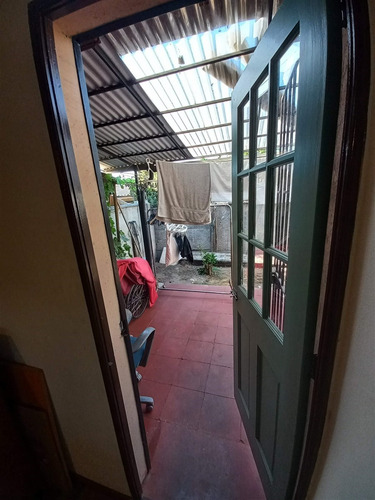 Amplia Casa 4d+2b En Avda. Apta Comercio