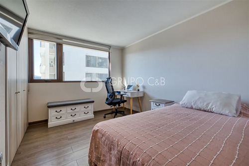 Imagen 18 de 23 de Moderno Dpto. En Venta De 3 Dorm Y 2 Estac En Providencia